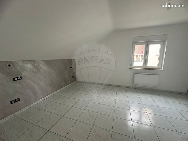 https://img.leboncoin.fr/api/v1/lbcpb1/images/98/16/15/9816158942f3b0f811ab779acc8b6562f6b63b5c.jpg?rule=ad-image