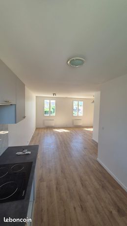 À LOUER – Appartement esprit maison – 3 pièces – 72 m² – Proche gare – 1000  HC