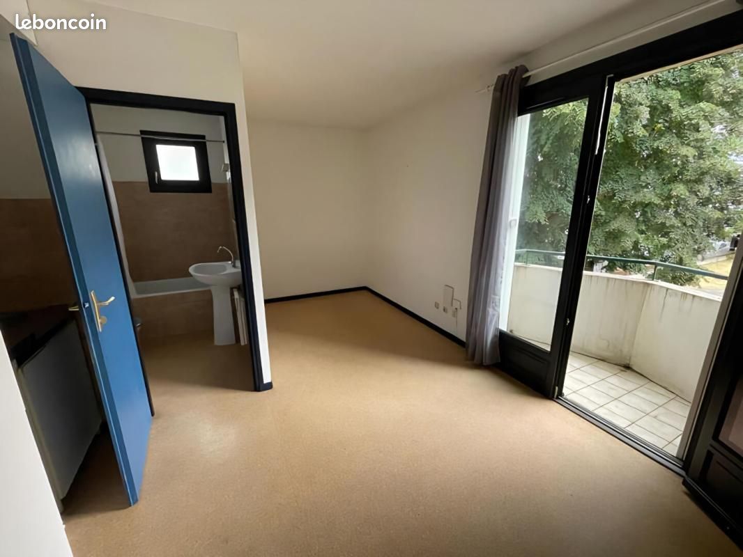 Appartement 1 pièce 17 m² · à Pau · 17 m² · 60 000 €