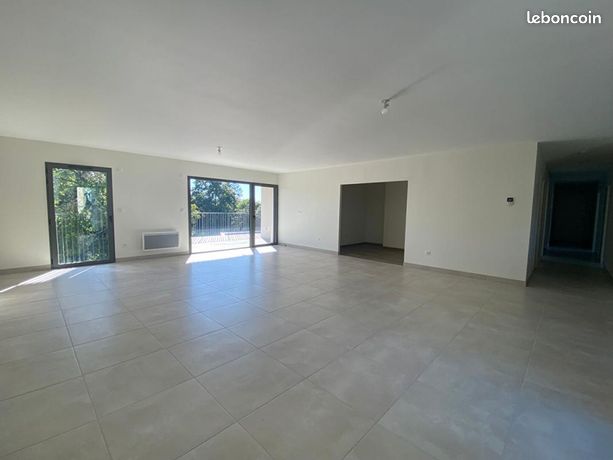 Appartement 6 pièces 160 m²
