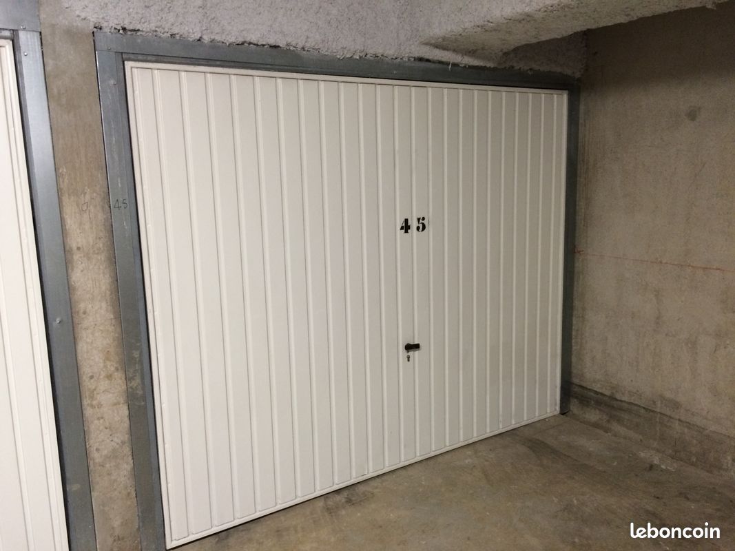 Vend Garage Montpellier Malbosc · 15 000 €