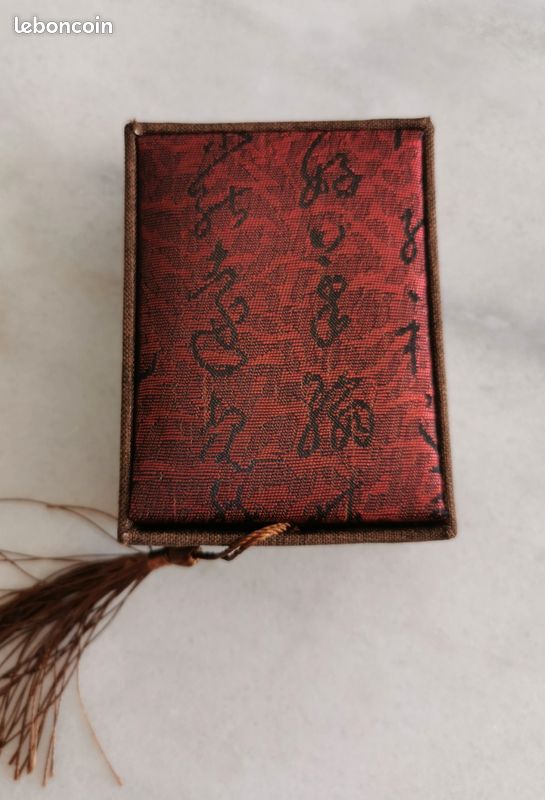Briquet à essence avec sa boîte (image 9)