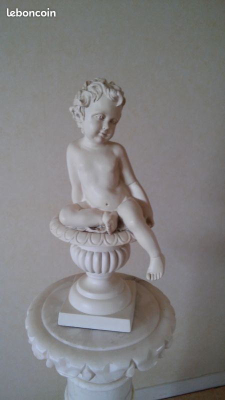 Statue d'enfant (image 1)
