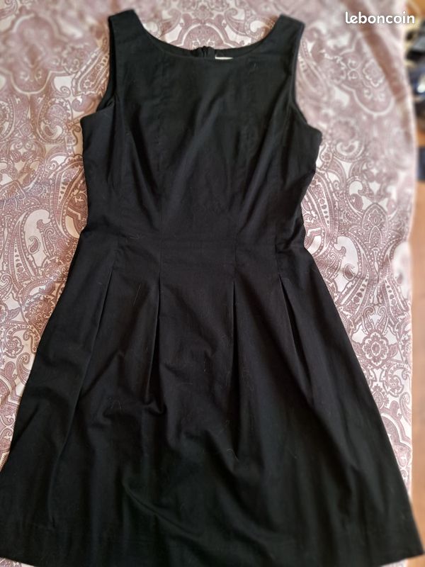 Robe noire camaïeu (image 1)