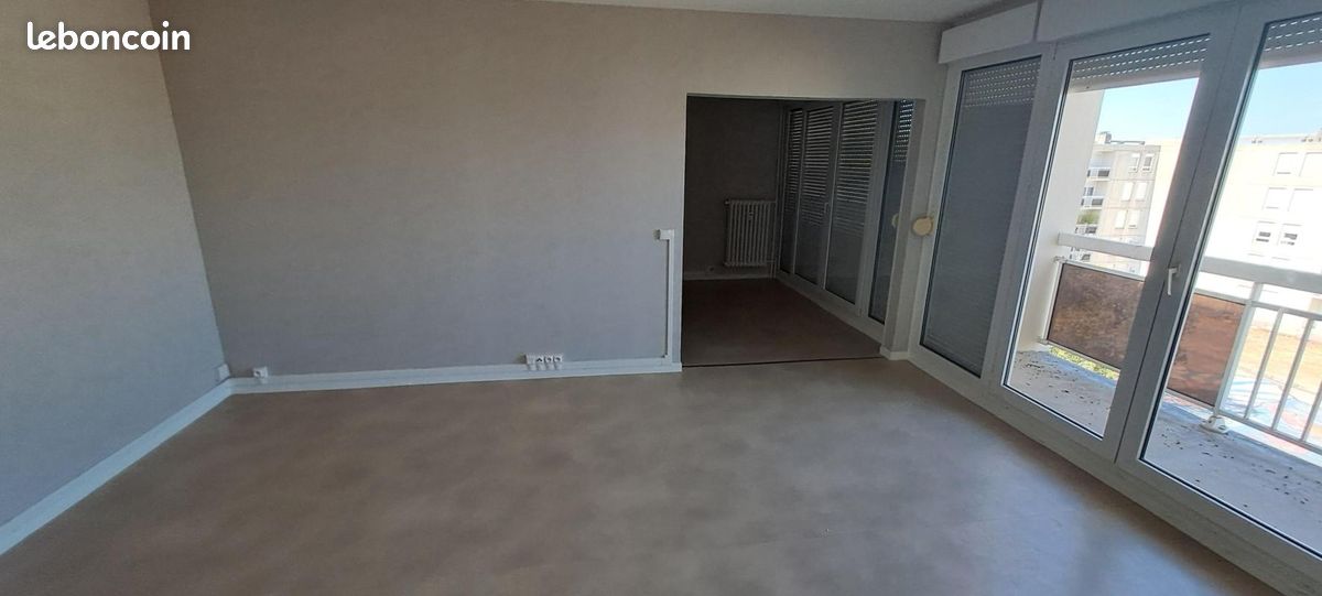 Appartement 4 pièces 91 m² · à Reims · 91 m² · 630 €
