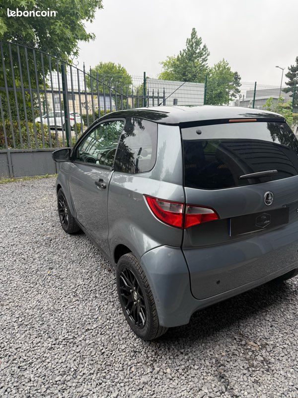 Aixam city kubota sensation voiture sans permis (voiturette vsp permis AM) (image 3)