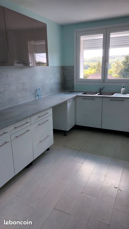 Appartement 3 pièces 72 m² · à Dourdan · 72 m² · 990 €/mois