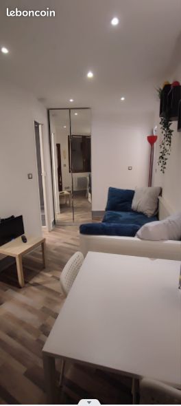 Appartement 1 pièce 10 m² · à Paris · 10 m² · 680 €/mois