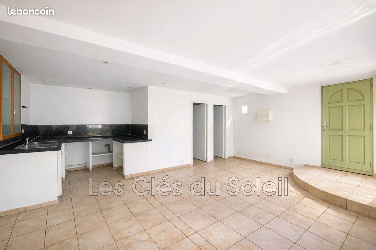 Appartement 2 pièces 45 m² · à Toulon · 45 m² · 84 000 €