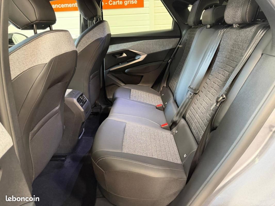 Peugeot 3008 Hybrid 145 e-DCS6 Allure - 21990 EUROS EXPORT ALGERIE TUNISIE MAROC (image 18)
