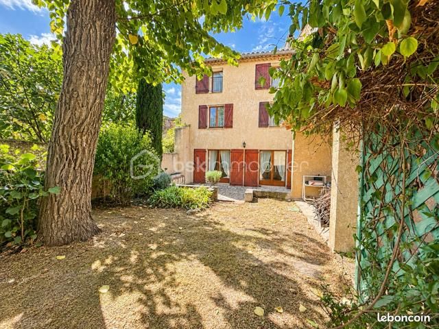 Maison 8 pièces 176 m² · à Espéraza · 176 m² · 159 500 €