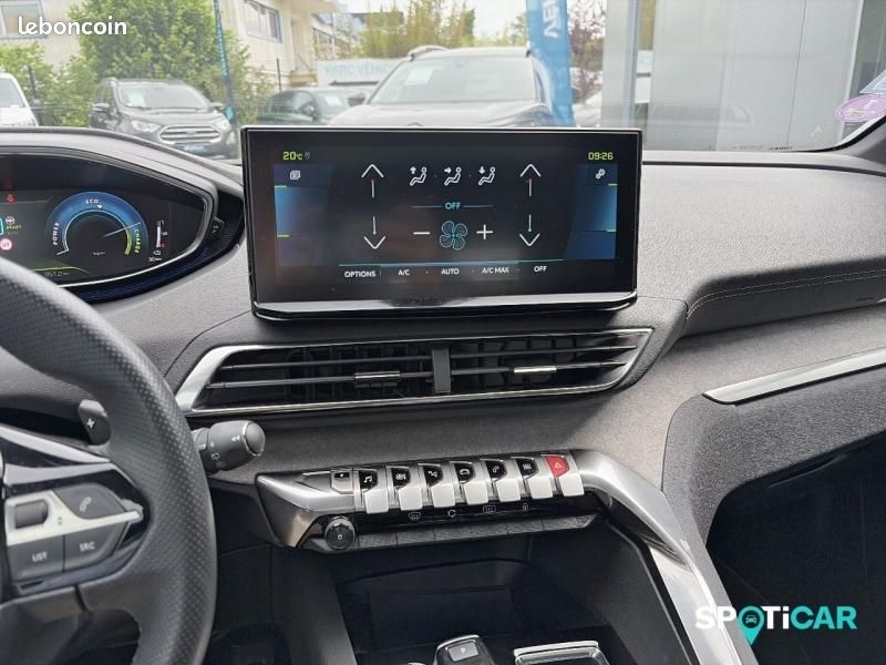 Peugeot 3008 HYBRID4 300ch GT Pack e-EAT8 (image 24)