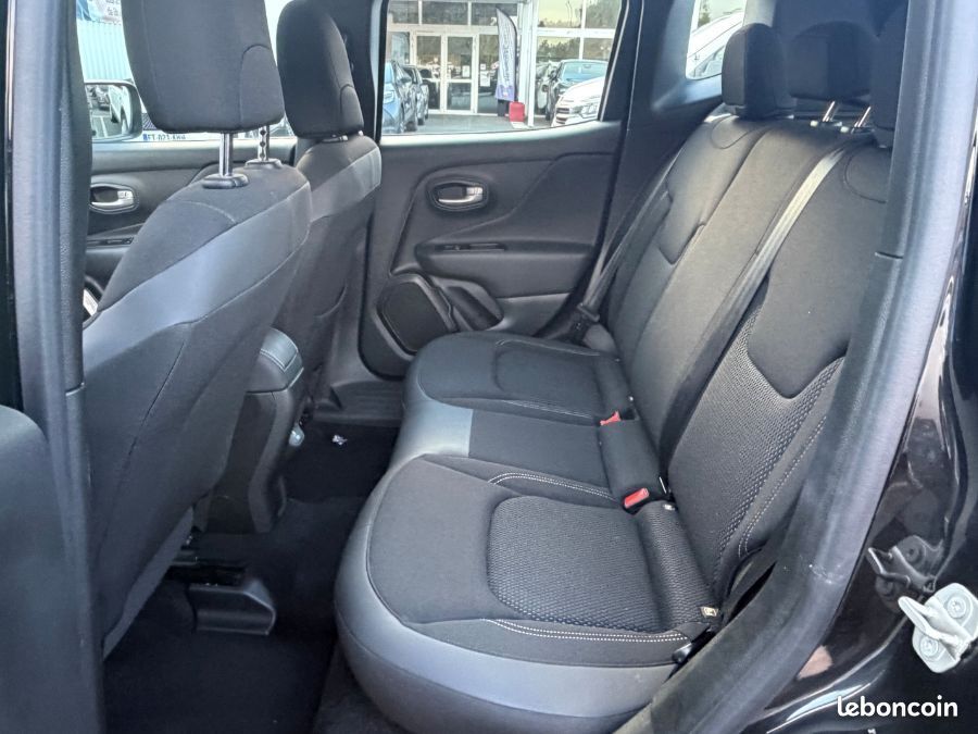 Jeep Renegade 1.5 e-HYBRID 130 BVM6 MHEV SUMMIT JA18 Caméra Attel (image 19)