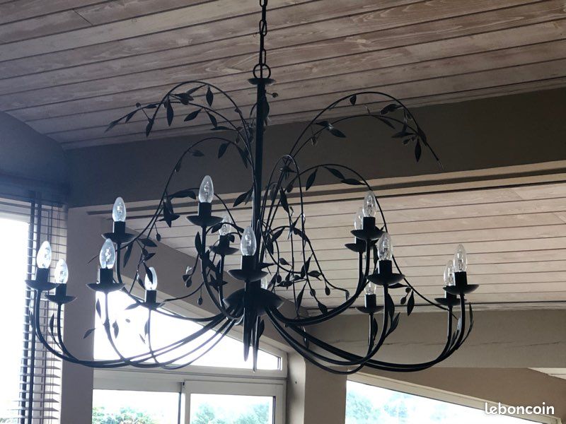 Lustre (image 1)