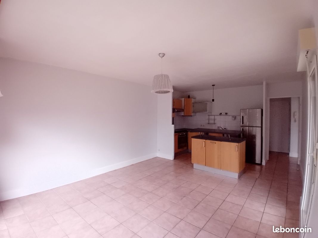 Appartement 2 pièces 50 m² · à Talence · 50 m² · 880 €/mois