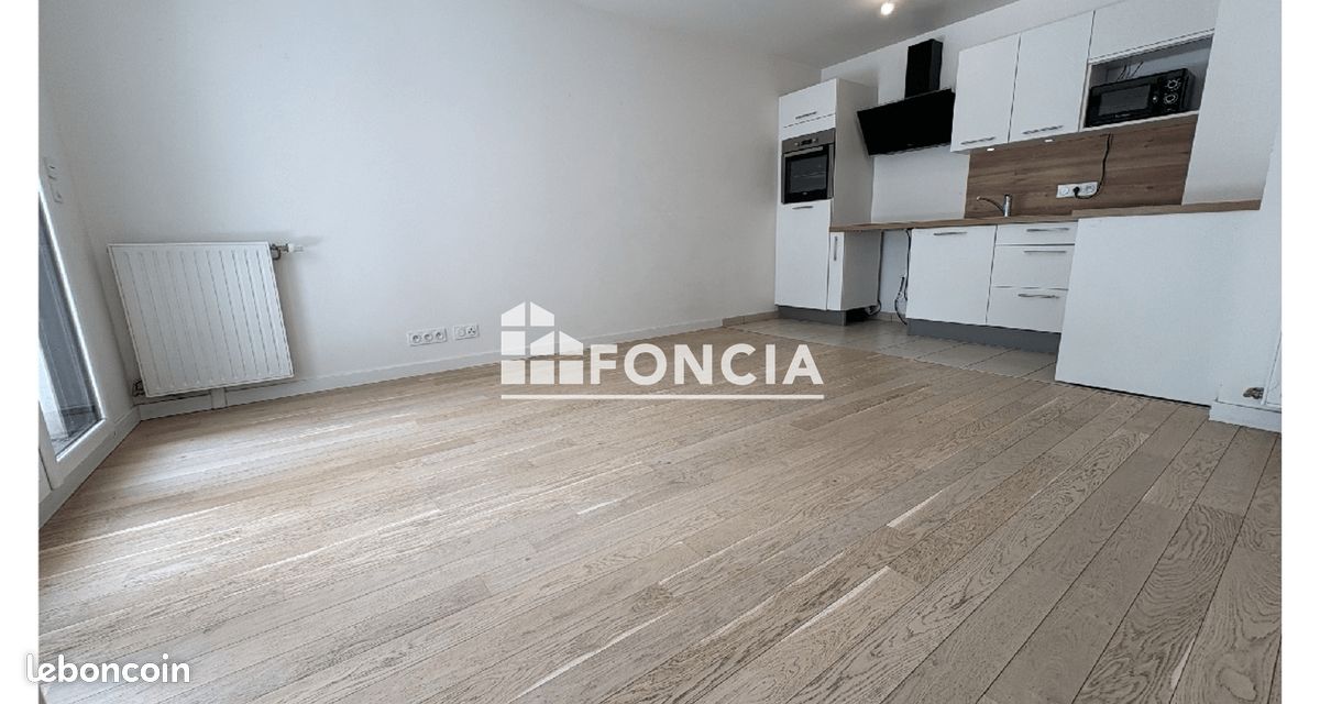 Appartement 2 pièces 42 m² · à Rueil-Malmaison · 42 m² · 1 099 €