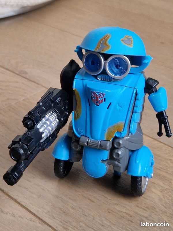 Transformers C3481 C3368 The Last Knight Sqweeks Jeux Jouets