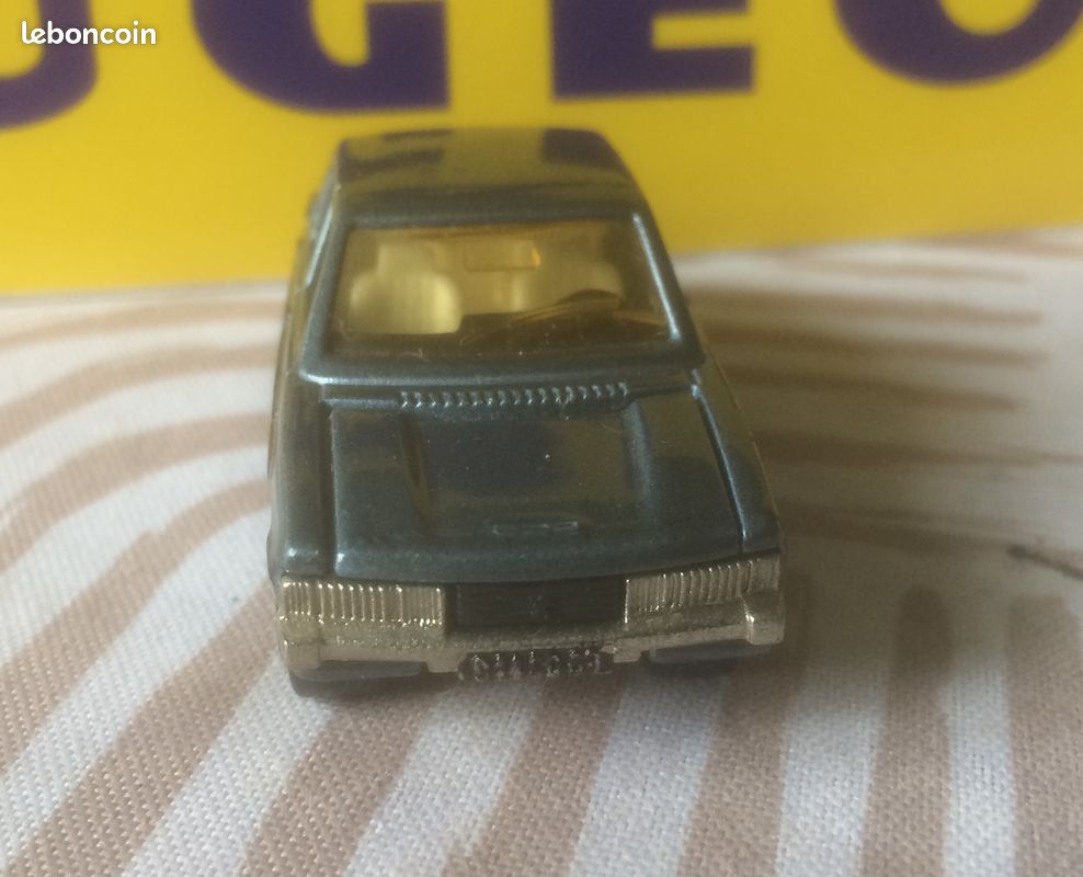 Rare Majorette Inbrima Brésil Peugeot 604 Avec Boîte - Occasion