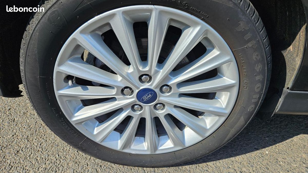 Ford Focus 1.0 EcoBoost 125 S&S Titanium (image 19)