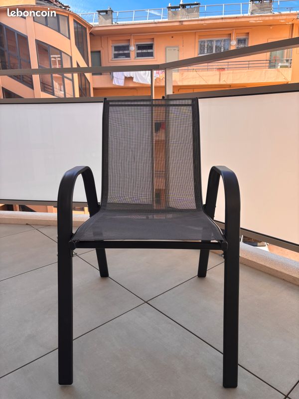 Vente 4 chaises neuves (image 2)