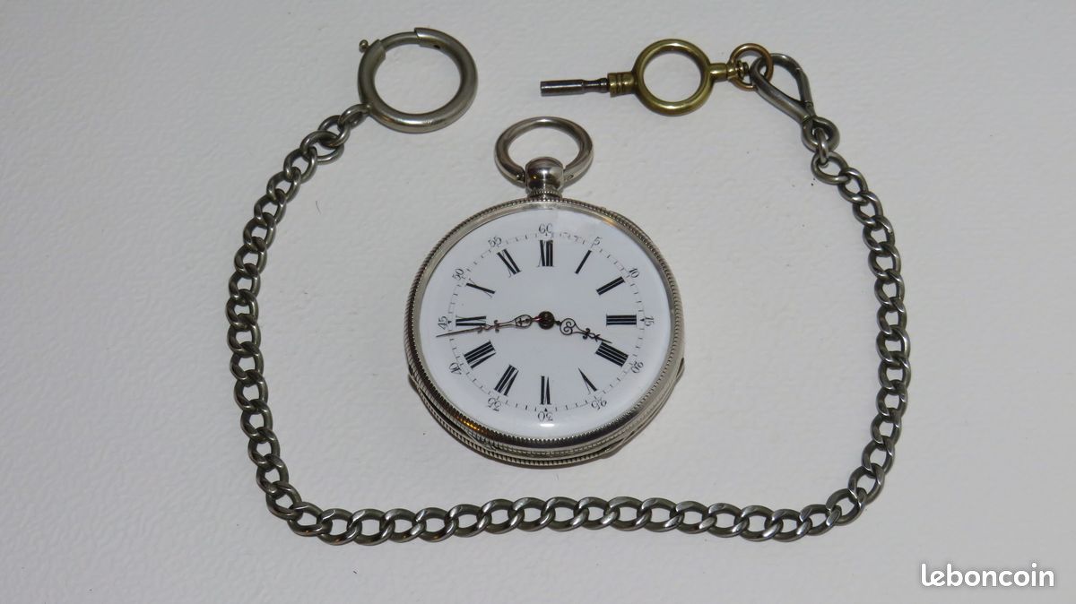 Ancienne Montre de Gousset en Argent Massif à Clef du XIXème