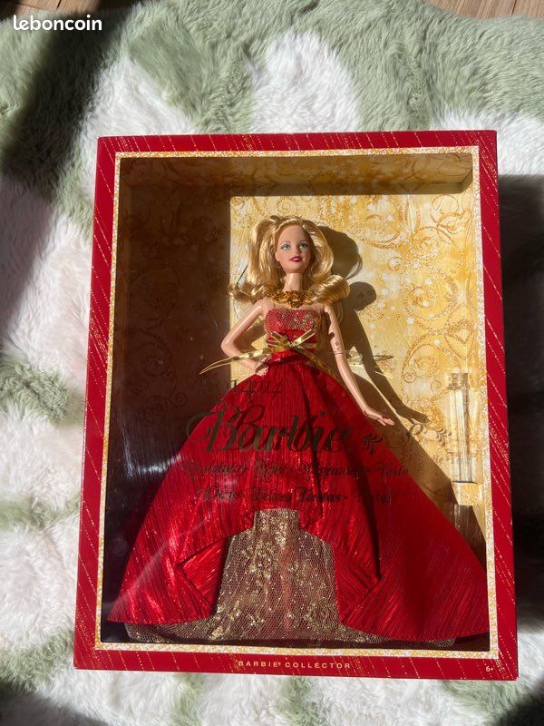 Poupée Barbie Collection Princesse de Noël 1