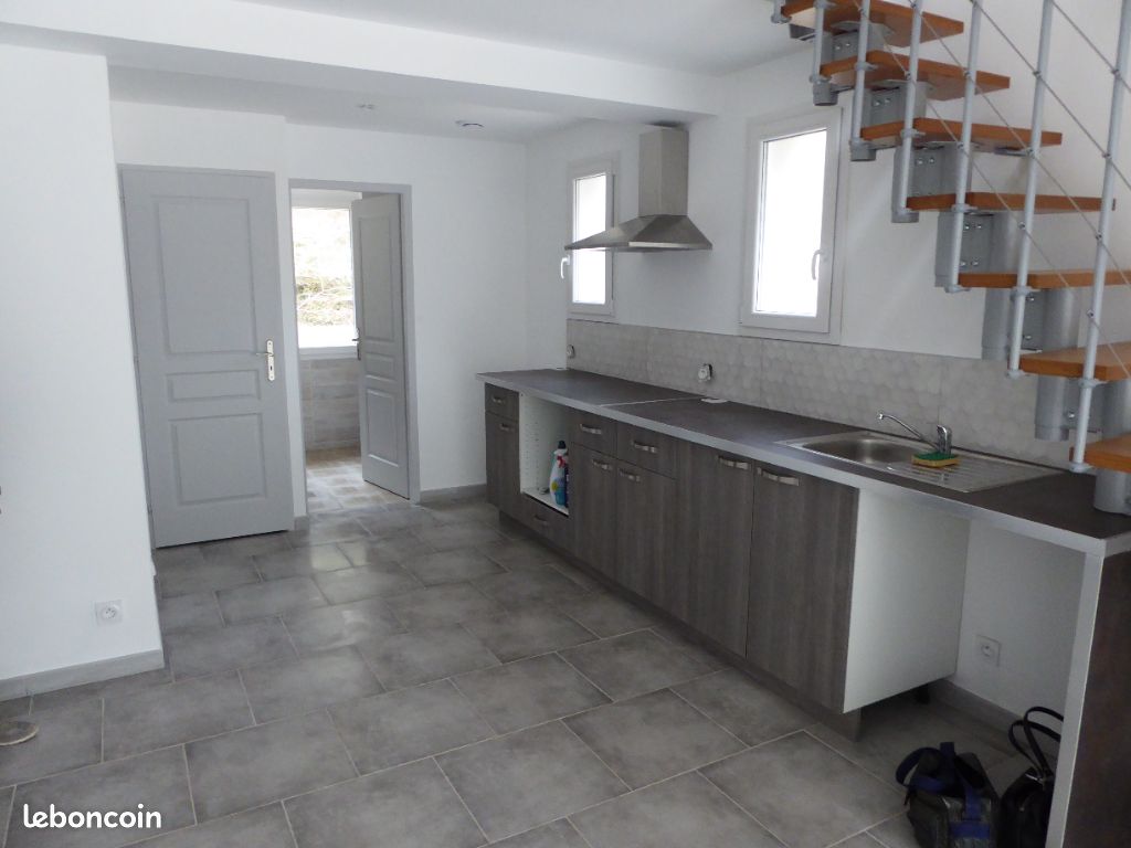 Appartement 2 pièces 47 m² · à Signes · 47 m² · 817 €