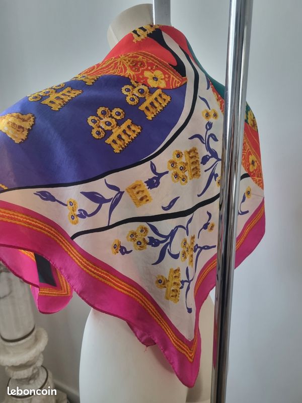 Foulard En Soie Vintage Multicolore - Thème Paris, Occasion, Accessoire élégant Femme