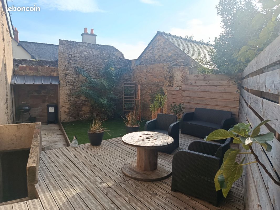 Maison 5 pièces 80 m² · à Ombrée d'Anjou · 80 m² · 112 000 €
