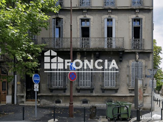 Appartement 5 pièces 146 m² · à Aix-en-Provence · 146 m² · 1 962 €