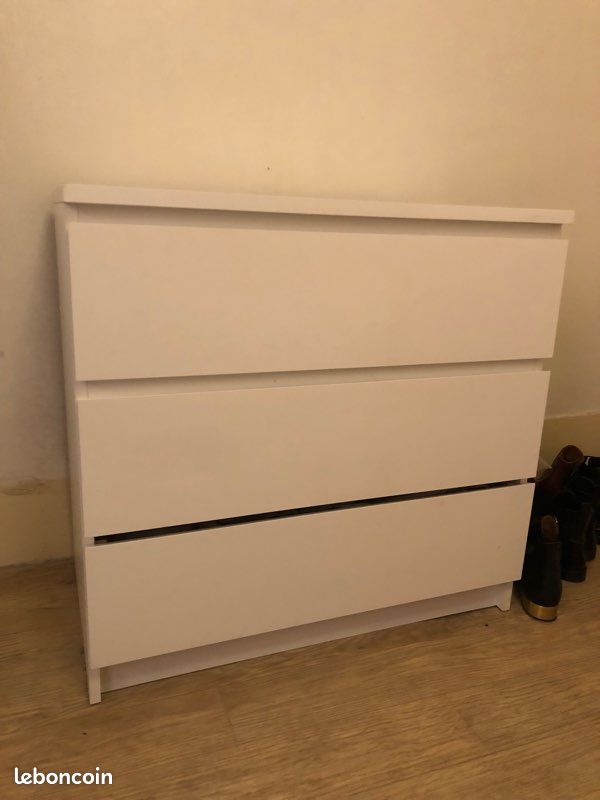 Commode IKEA MALM 3 tiroirs (image 1)