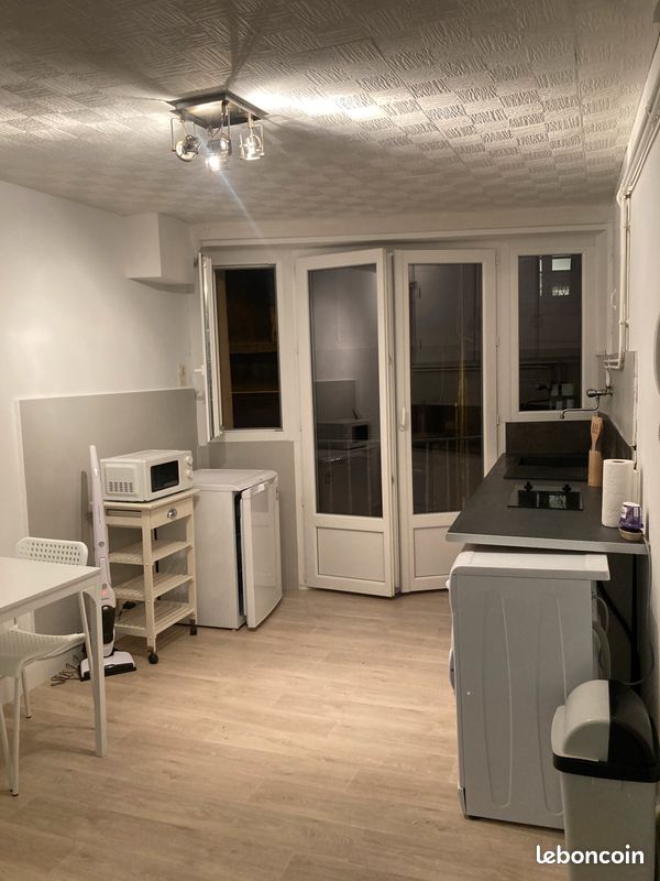 Appartement 1 pièce 26 m² · à Le Puy-en-Velay · 26 m² · 360 €