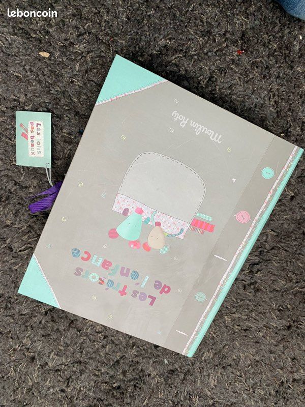 Livre coffret souvenir bébé (image 1)