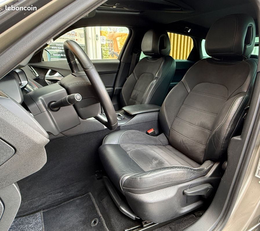 DS DS 5 1.6 THP 155CV SOCHIC BVA - MOTEUR A CHAINE - TOIT PANORAMIQUe (image 5)