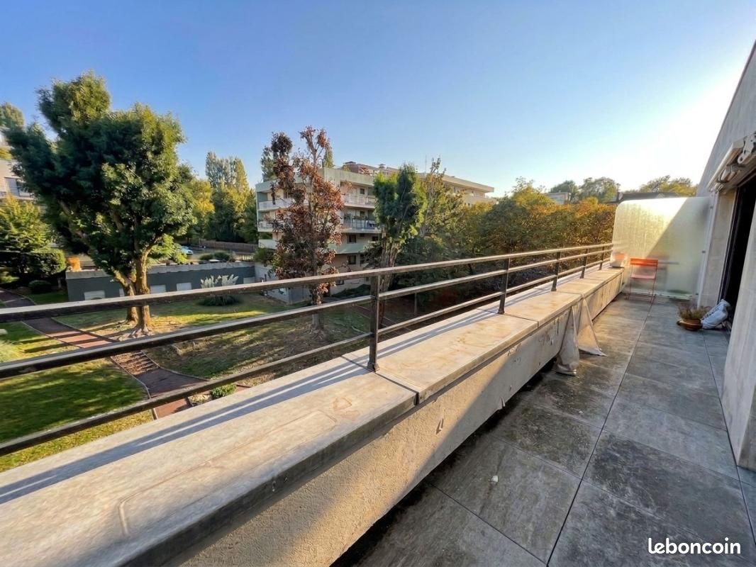 Appartement 3 pièces 86 m² · à Marly-le-Roi · 86 m² · 275 000 €