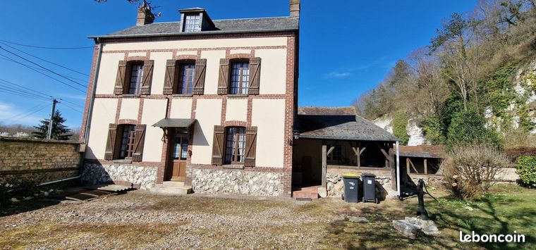 Propriété 4 pièces 99 m²