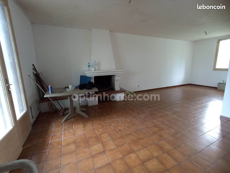 Maison 7 pièces 113 m² - Saint-Laurent-de-Cognac 16100 (image principale 3)