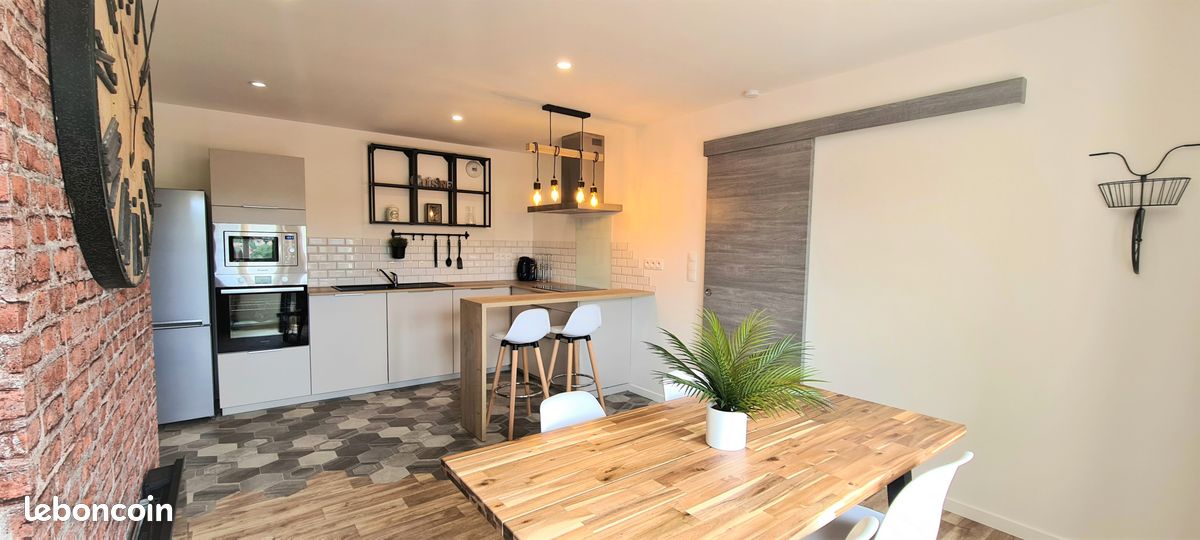 Appartement 2 pièces 80 m² · à Le Puy-en-Velay · 80 m² · 585 €/mois