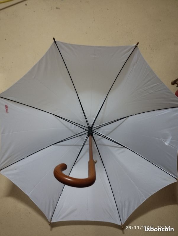 Parapluie ouverture automatique canne et mat en bois vernis toile diam 92 cm blanche (image 2)