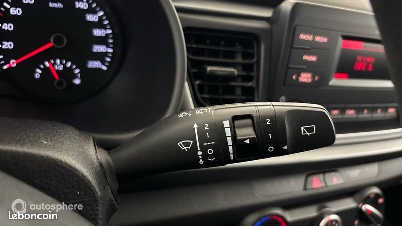 Kia Rio 1.2 DPi 84ch Active (image 24)