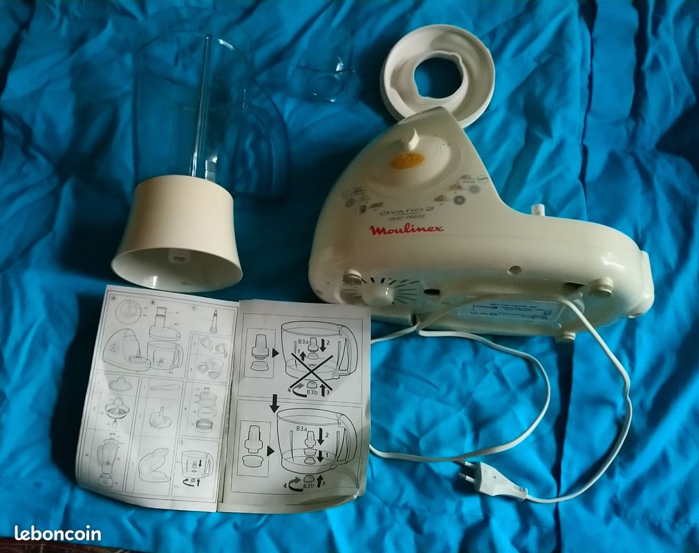 Robot moulinex et ses accessoires (image 2)