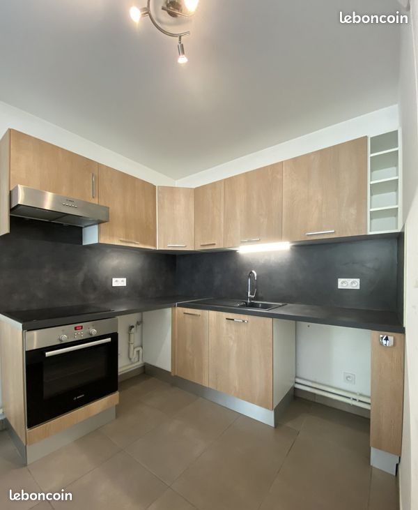 Appartement 2 pièces 40 m² · à Rillieux-la-Pape · 40 m² · 159 000 €