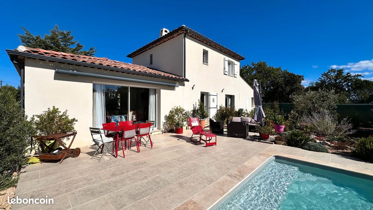 Maison 4 pièces 99 m² · à Vinon-sur-Verdon · 99 m² · 465 000 €