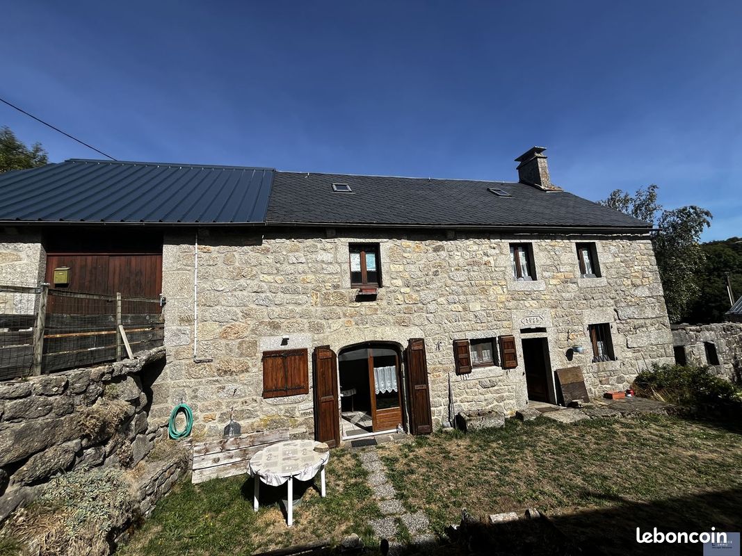 Maison 4 pièces 120 m² · à Saint-Laurent-de-Veyrès · 120 m² · 155 000 €