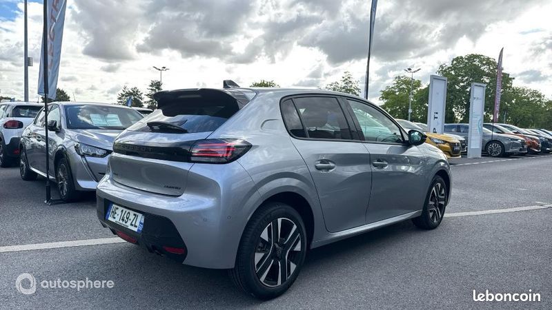 peugeot-208-1-2-hybrid-110ch-allure-e-dcs6-voitures