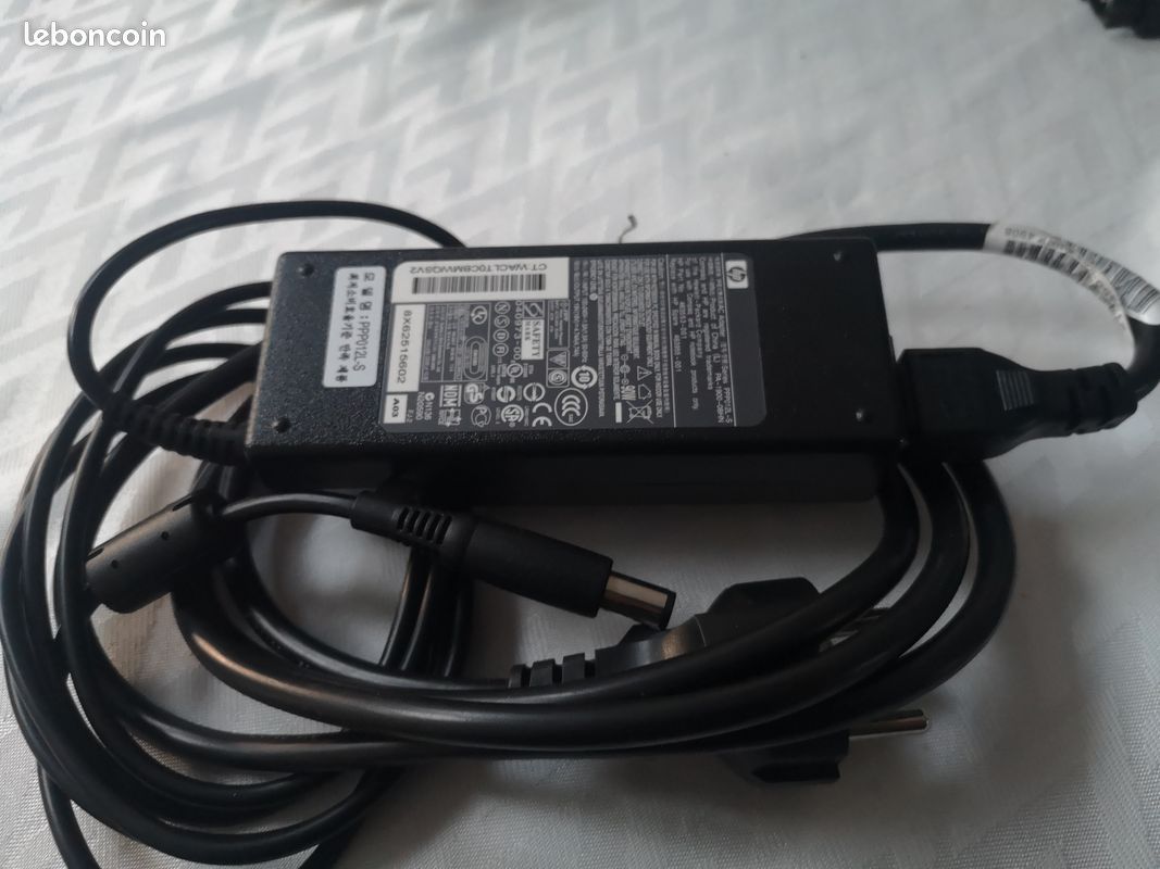 Chargeur Adaptateur Original HP PPP012L-S 90W (image 1)