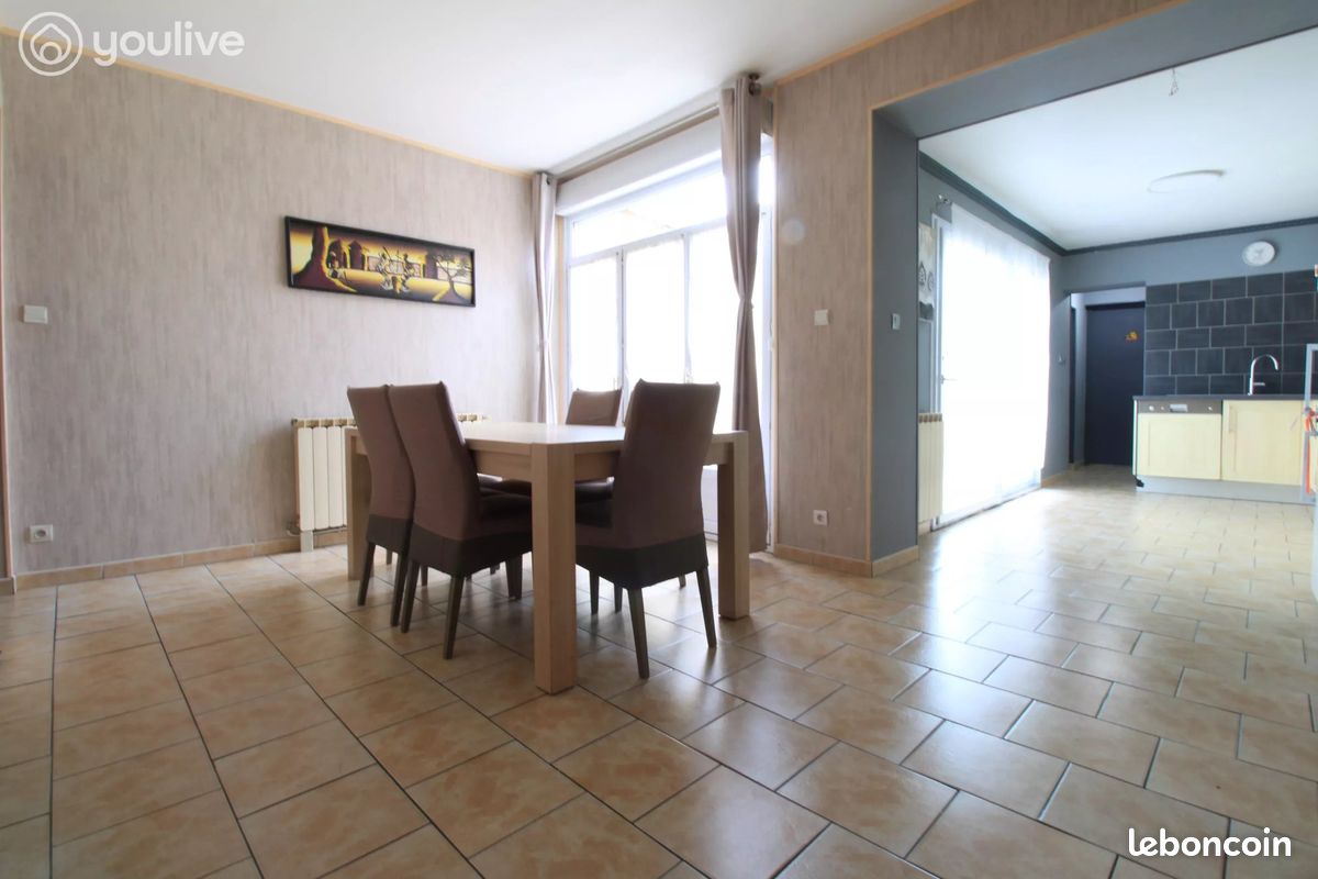 Maison 5 pièces 96 m² · à Méricourt · 96 m² · 138 000 €