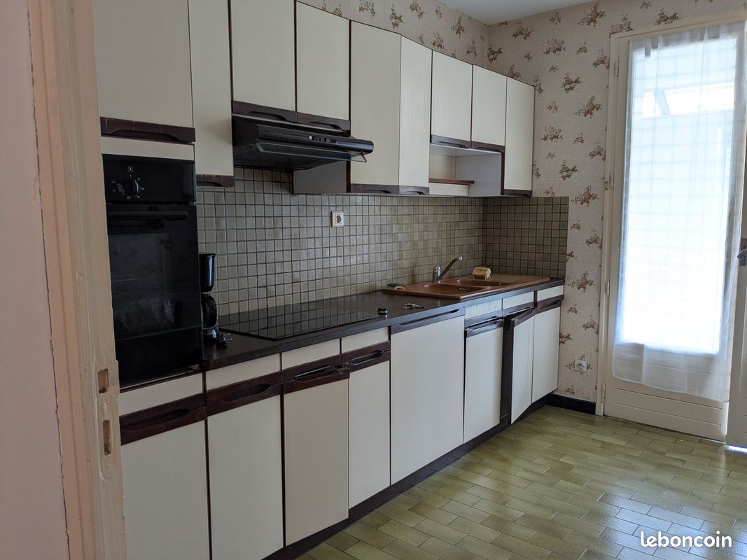Appartement 3 pièces 68 m² · à Villefranche-de-Rouergue · 68 m² · 85 000 €