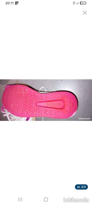 Basket fille ADIDAS taille 30 (image 2)