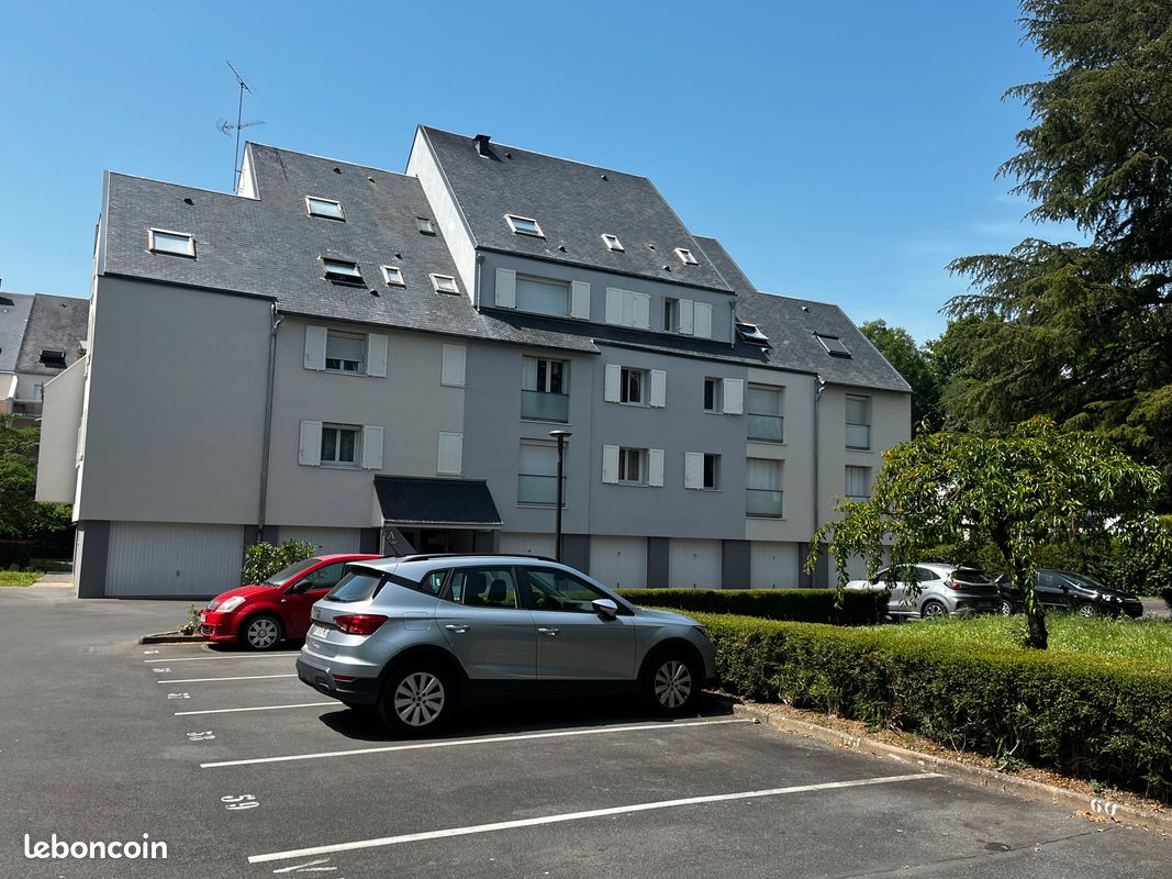 Appartement 3 pièces 80 m² · à Olivet · 80 m² · 740 €